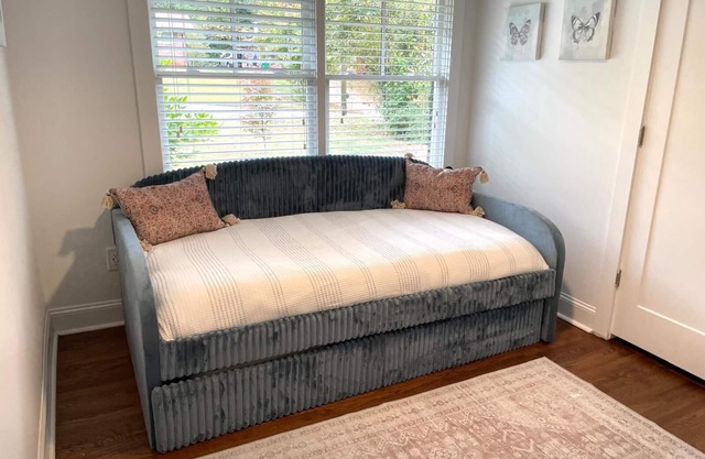 Luxurious and Charming 3-bedroom house in Decatur