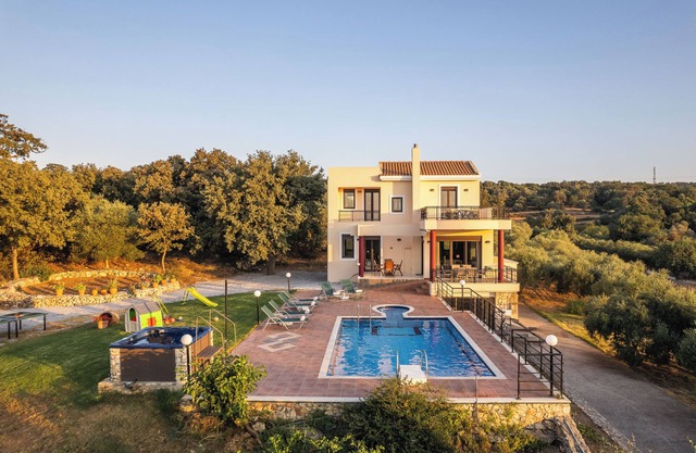 Lujosa villa de campo - piscina privada - cerca de la naturaleza