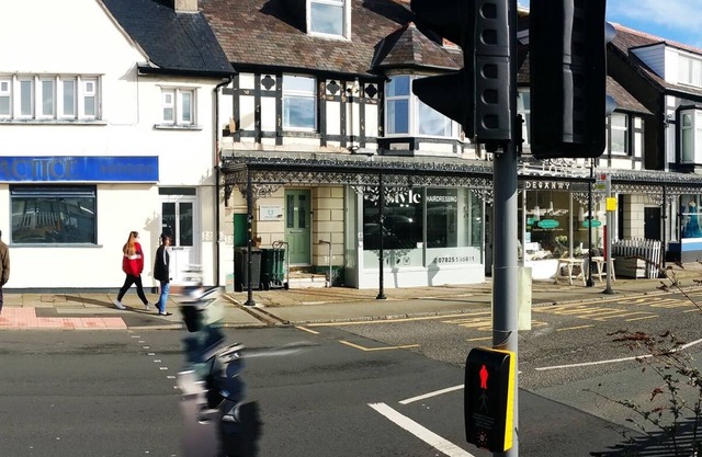 Lujoso apartamento en el primer piso a minutos de Conwy Town y Marina