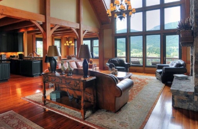 La mansión de lujo de retiro en cerca de Asheville TryonHendersonville