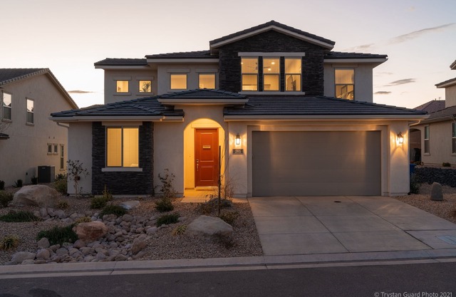 Luxurious Southern Utah Villa by Redawning