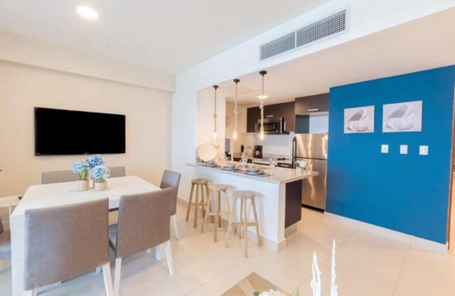 Luxury Beachfront 2BR at Las Olas, Juan Dolio