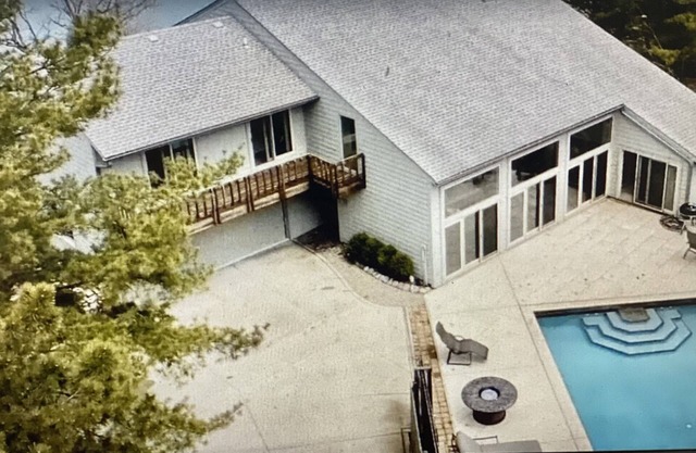 LUXURY BEACH HOUSE IN DUNES NATIONAL PARK with 40ft POOL, & LAWN WITH GARDEN