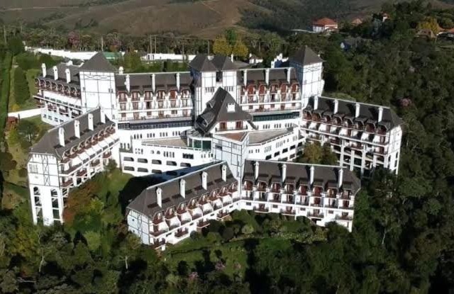 Apartamento Dúplex de Lujo en Campos do Jordão