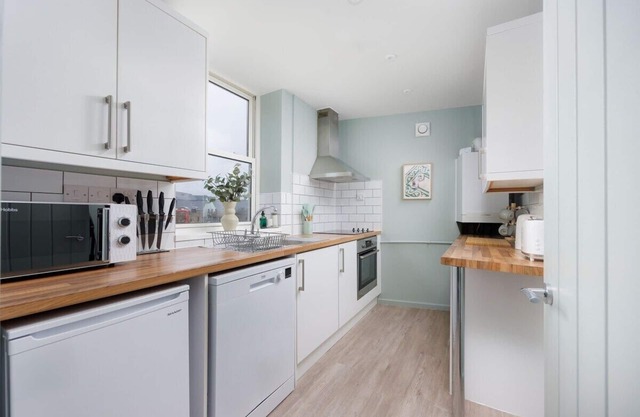 Luxury First Floor 2 bed Apartment