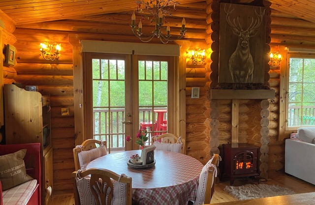 Luxury Fishing Lodge - Fat Rascals Retreat