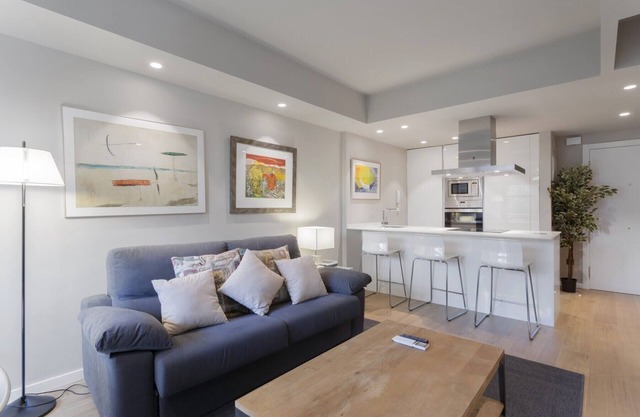 Luxury II-Acogedor apartamento en exclusivo barrio de Madrid