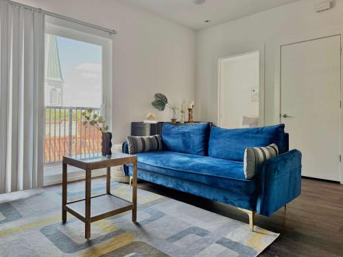 Luxury New 2B2B Private Balcony 542Blvd