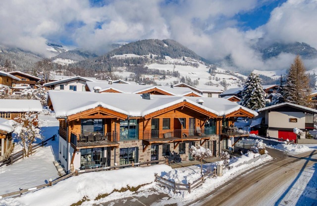 Luxury penthouse in Piesendorf with wellness