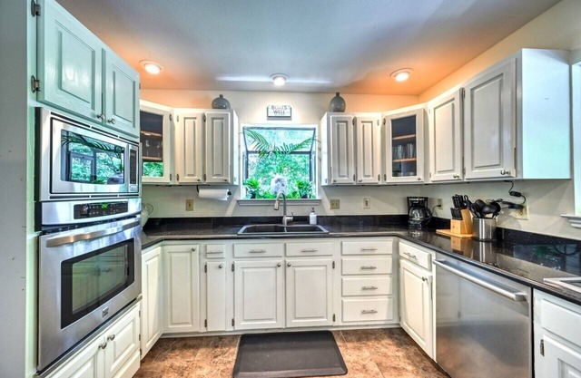 Luxury Riverfront Oasis With Boat Dock-grill-firepit!
