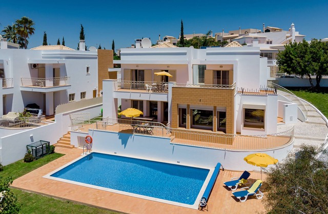 Villa impresionante de lujo en zona residencial de alta clase