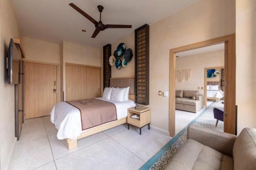 Luxury Suite up to 10ppl near Torre Latino