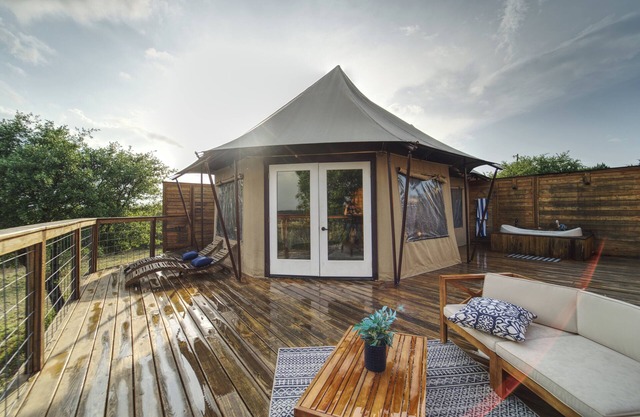 Luxury Tent #3 w/outdoor tub and amazing views
