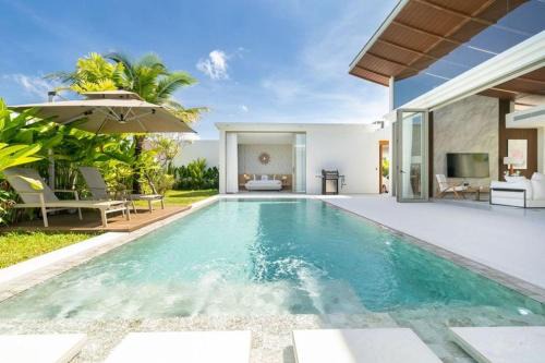Luxury villa 3-4 bedroom near Bangtao beach