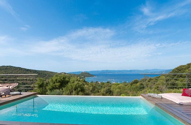 Villa de lujo en Córcega, piscina, vista a la bahía, 6 personas, 3 dormitorios