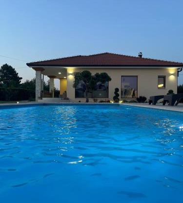 Luxury Villa ROYAL