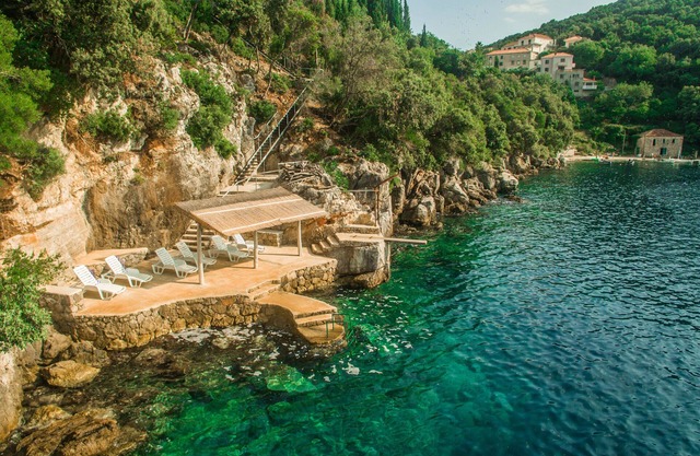 villa de lujo con piscina privada