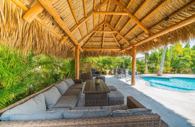 Villa de lujo frente al agua!
