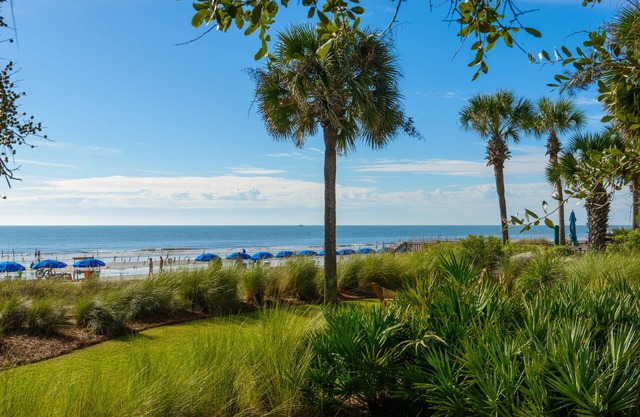 Luxury Wendover Dunes villa, steps to ocean