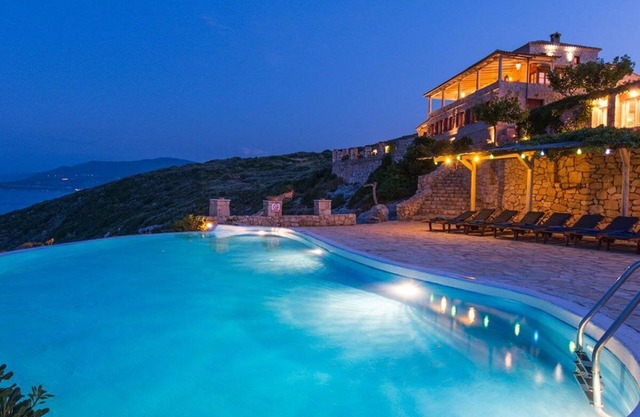 Harron Villa | 4 Bed | Agios Nikolaos