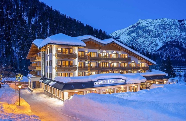 Luxus Wellness Suite 2 ÜN Frühstück - Verwöhnhotel Kristall