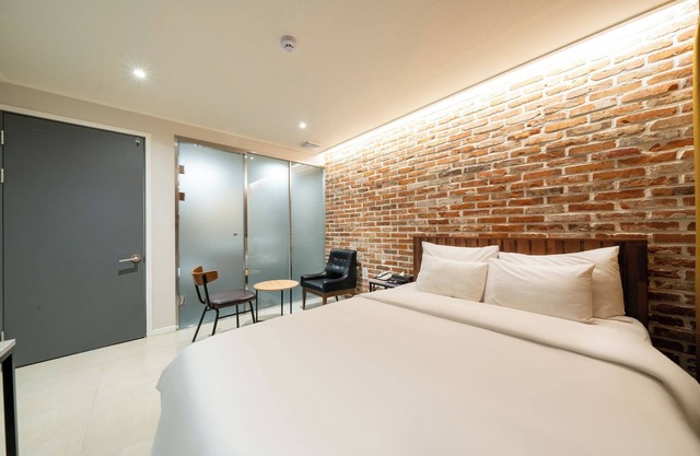 M&Lucky Hotel