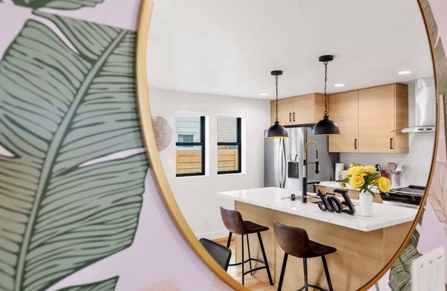 Madison Valley New Built 2B-2,5B Luxe Retreat