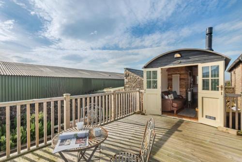 Maes Shepherds Hut