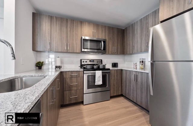 Magnificent 1 BR Skylar Apartment By RBA Living