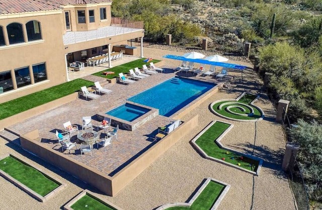 Magnífica mansión de 10 dormitorios en Desert Paradise