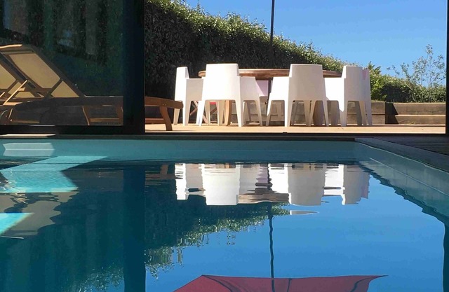 MAGNIFICA VILLA 250 M2 180 ° VISTA AL MAR PISCINA INTERIOR PLAYA 100 M 5 CH JARDIN