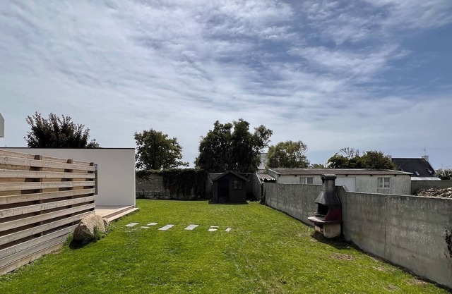 Maison au Bord de Leau Avec spa Pour se Détendre