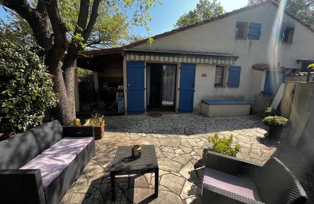 Maison dans domaine privé