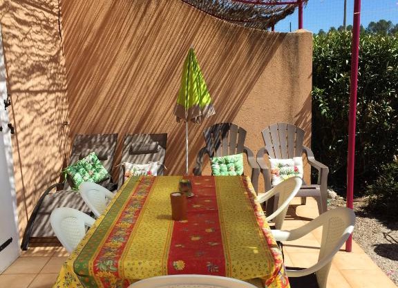 Maison de 2 chambres avec piscine partagee jardin clos et wifi a Callian a 2 km de la plage