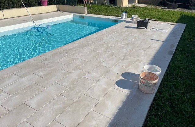 Maison Familiale Avec Piscine, Idéal Pour Visiter Bordeaux et sa Région!