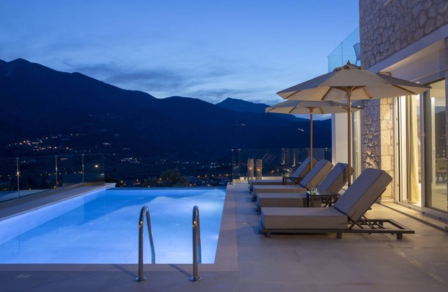 Majestic Luxury Villas