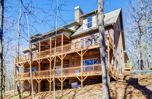Majestic Mountain Cabin: Big Canoe Pass, Trails, Fishing, Waterfalls & More!