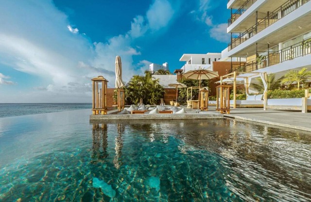 Making The Best Memories Along The Way! Outdoor Pool, Free Parking