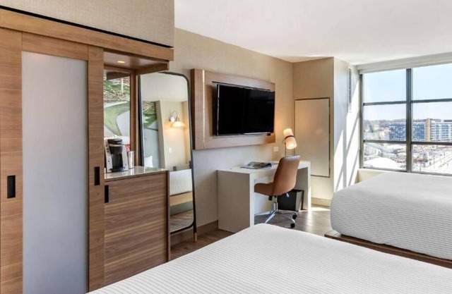 Making The Best Memories Along the Way! 2 Restful Units, On-Site Restaurant
