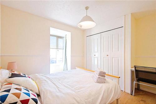 Manor Place Apartment Thamesmead