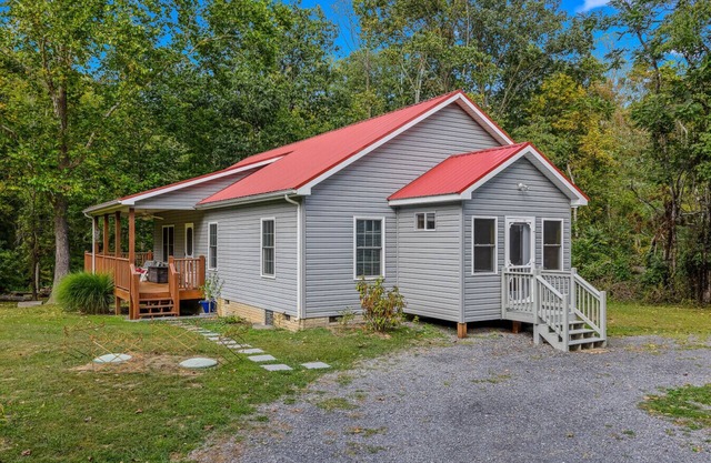 ¡Bienvenido a Summerfield Cottage en Sleepy Creek!