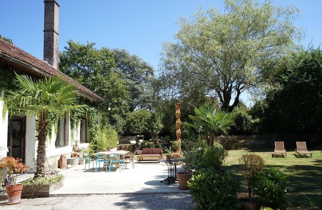 Charme & Design en el corazón de Martel con un gran jardín