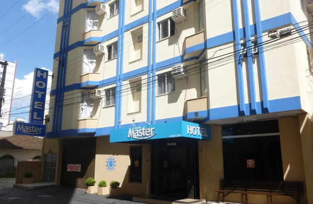 Master Hotel