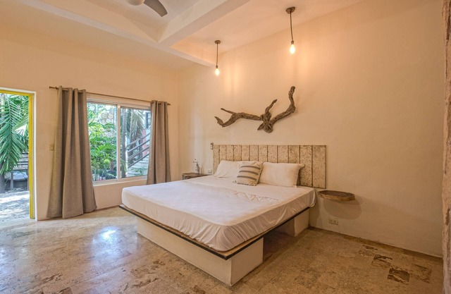 Master Room on Quinta 10&12 A02