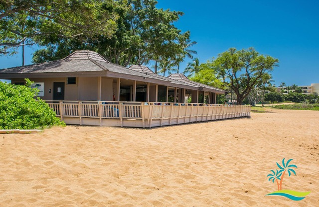 Maui's #1 KAANAPALI BEACH 4 BEDS, 1700 Sq feet D108