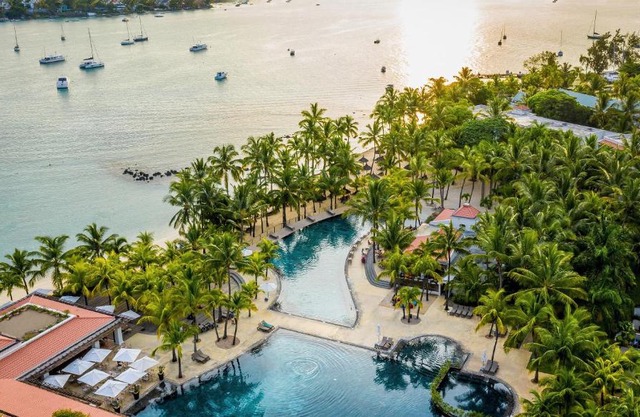 Mauricia Beachcomber Resort & Spa