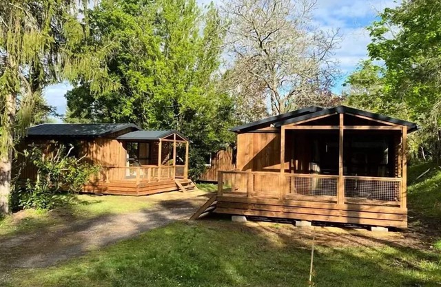Medieval Chalet - CLIM - 37 m2 mit überdachter Terrasse - 2 Schlafzimmer 5 Personen