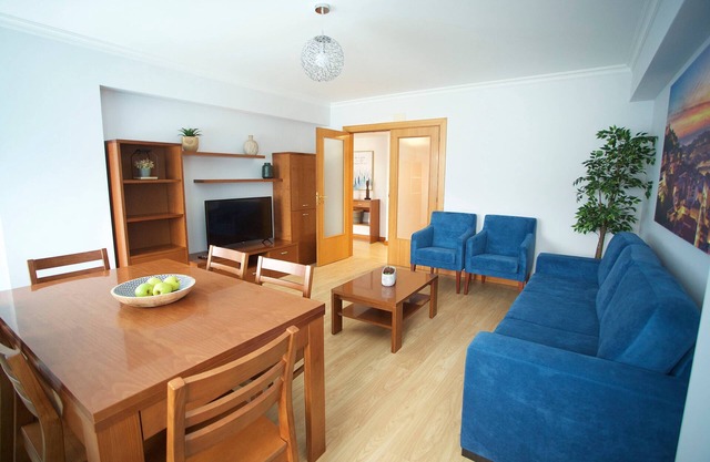 Meriteluna Mountain - A 18 min de Lisboa, con aparcamiento, AC y Wi-Fi Gratis.