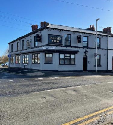 Mersey view Hotel & Pub