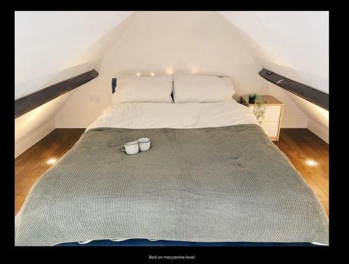 Mezzanine studio apartment (U9)